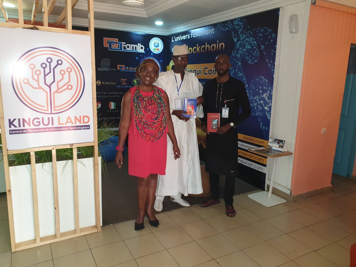 Famibgroup's tweet photo. Le groupe Famib remercie la célèbre romancière Veronique Diarra et l'historien-écricain M. Cheick Tidiane Cissé de leur visite à Famib.
#KINGUI LAND
#FAMIBGroup #UNIVERSITE_VIRTUELLE_DU_MALI (UPP-KINGUI)
#XAALISI
#KeepConnected https://t.co/CBd2m1BTt7