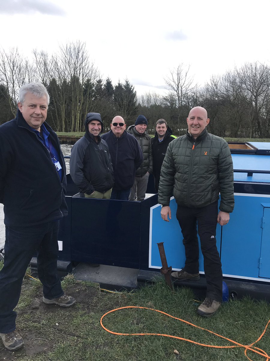 TheForgetMeKnot's tweet photo. 1st Day of our Boat Management Course @HFRSolutionsCIC @HumbersideFire @CommunityBoats https://t.co/u4TUR8tkgB