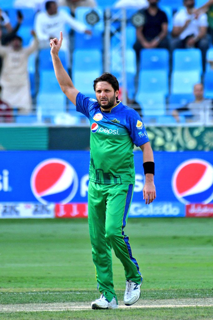 Babarviews's tweet photo. This man gives a reason to support multan sultan ❤️
#LaLa
#LQvMS https://t.co/vongUhdmvZ