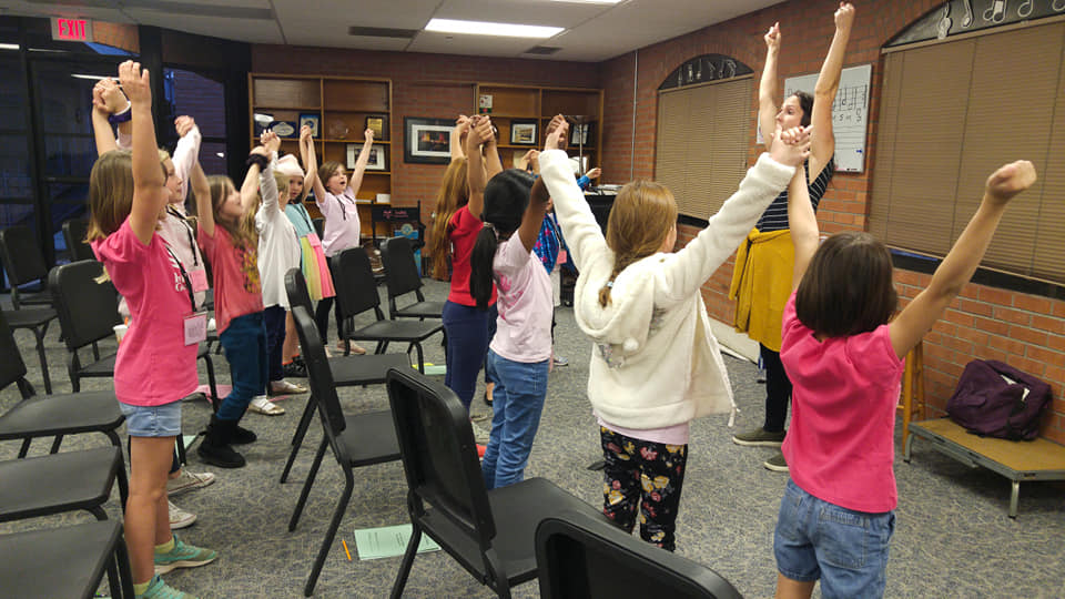 PGCsings's tweet photo. Our Melodia, Harmonia, and Dolce choirs are preparing diligently for our Teacher Appreciation Concert coming up on Saturday, February 29th. We are thrilled to welcome the @phxboyschoir as our special guest performers. We hope you join us! https://t.co/BMpu7lAgaT https://t.co/rzOmDLyBWp