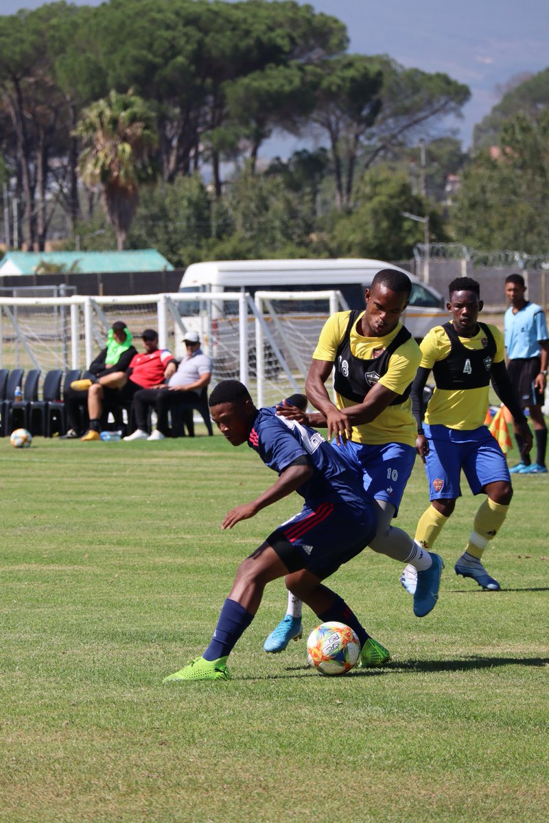 StellenboschFC's tweet photo. Neighbours and NFD contenders @ajaxcapetown visited the Cape Winelands today for a #Fridayfriendly.
@ryan29moon opened the scoring in the first half then Sonwabile Mfecane equalized from an Ajax corner.
Thats how it ended, 1 a piece at the Cloetesville Stadium out in Stellies. https://t.co/PSbIN0jkm3