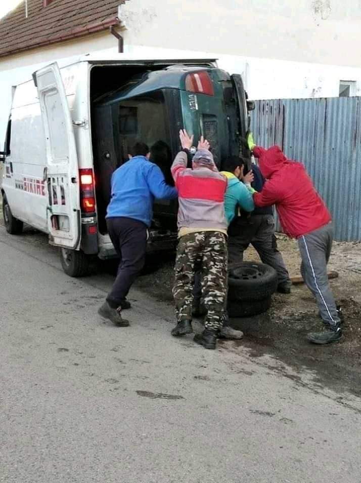 Gazda ne vlegvit, da go klajme naopaku?