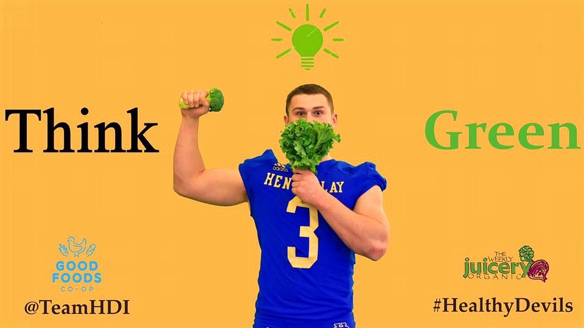 TeamHDI's tweet photo. Think Green 💪🏼

#HealthyDevils #ThinkGreen #GreenMachine 

@weeklyjuicery @avocadogrill @GoodFoodsCoop @ukydhn @HCHSDevilsFB @HCHSbaseball20 @HCHS_Athletics @LFCHD @FCPSKY @FarmtoSchool https://t.co/fGQF7ycWBS