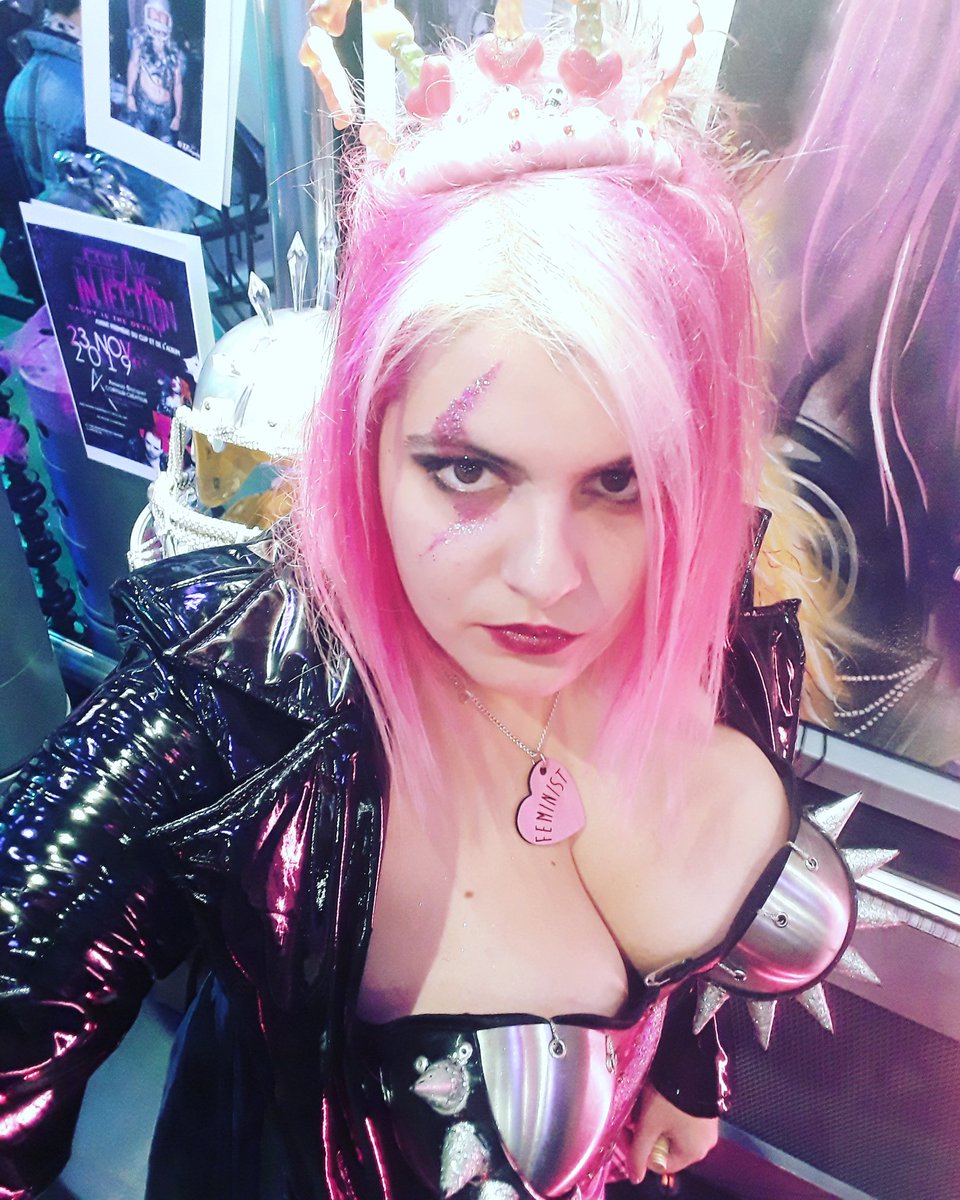 Freak_Injection's tweet image. Charlie and Her Candy crown