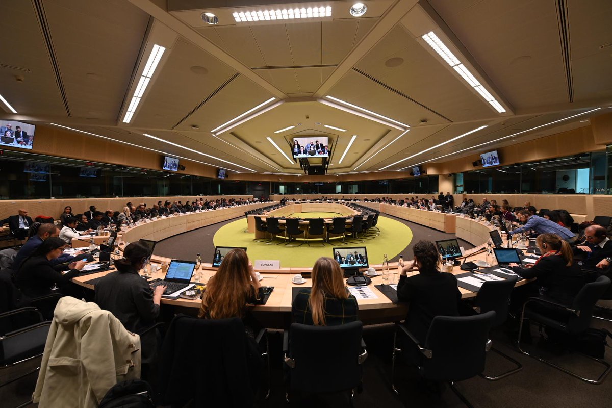 snantidrogas_ve's tweet photo. #INTERNACIONAL #ONA de #Venezuela participó en la Reunión sobre la Contribución de @ProgramaCOPOLAD al Mecanismo de Coordinación y Cooperación en Materia de Drogas CELAC-UE #MCCMD, que busca el fortalecimiento institucional de las Agencias Nacionales https://t.co/JcXBUIyX6N