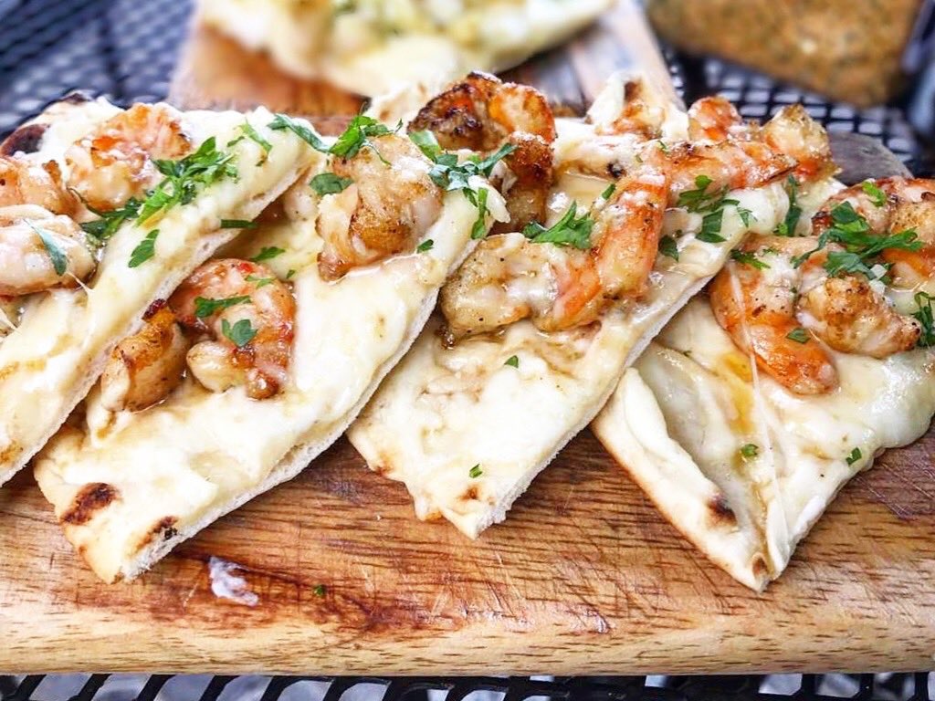 FromageGourmet's tweet image. #TGIF ⁣
Where the week ends and the fun starts! Kick off your weekend with something delicious 😋⁣
⁣
#FlatbreadFriday #FromageBistro