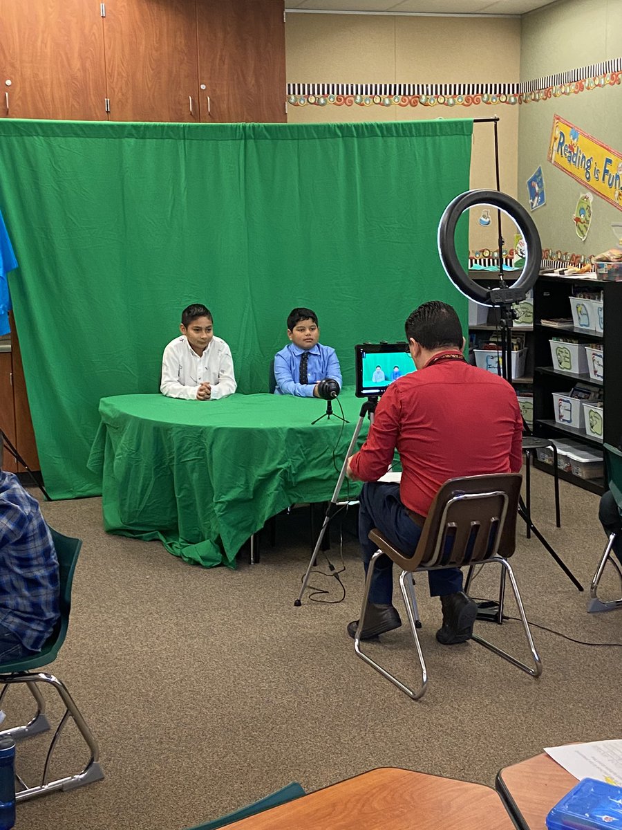 mrsvroque's tweet photo. My Ss were creators today from scripting, recording, to video editors through @WeVideo they did great! Thank you @MrDAlcala for all the help and the push for this amazing process in the making! @LAESPrincipal @chaix_mike https://t.co/ptj337OjzQ