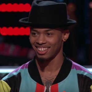 herdthepodcast's tweet photo. Our 45th episode will be very special because we’ll have an appearance from Malik Davage! He’s another #DMVCreative that was actually on the 2017 season of #TheVoice He has a new single, “Woah”, OUT NOW on all major platforms. Tap in and stay tuned for Monday 2/24 🤗 https://t.co/YGooxhNdmu