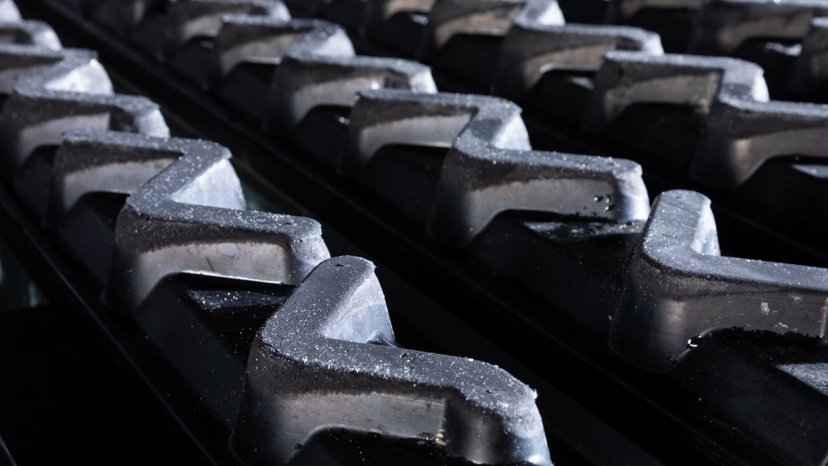 It's all in the details! 💪 #powerbully #tracks #utility