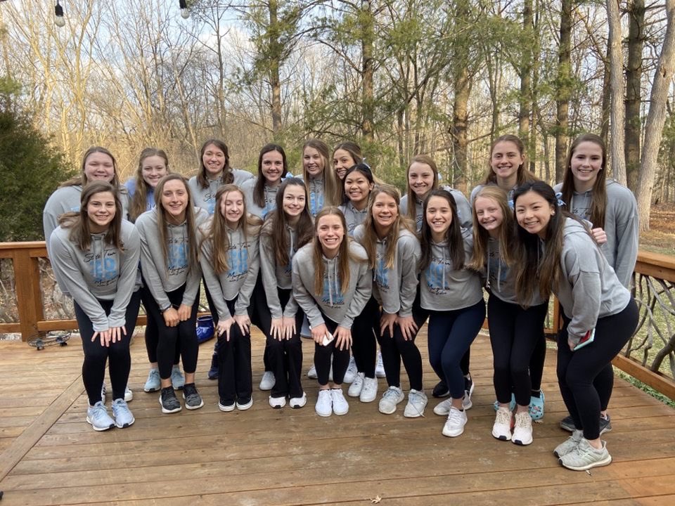 Your 2020 Marquette State team! MSHSAA State Prelims start at 5 tonight. Diving Saturday at 9am and Swim Finals at 3:00. Time to defend the crown! #mustangpride #weready
