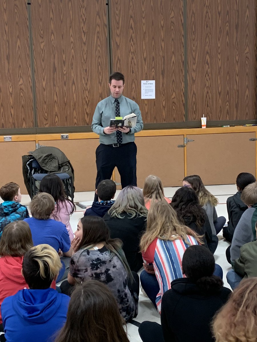 asang214's tweet photo. @TomShawEDU Thank you for reading to us and answering all of our 5th grade Otter Champion’s questions!#MississippiOtters #ahschools https://t.co/ifXTvvpjaS