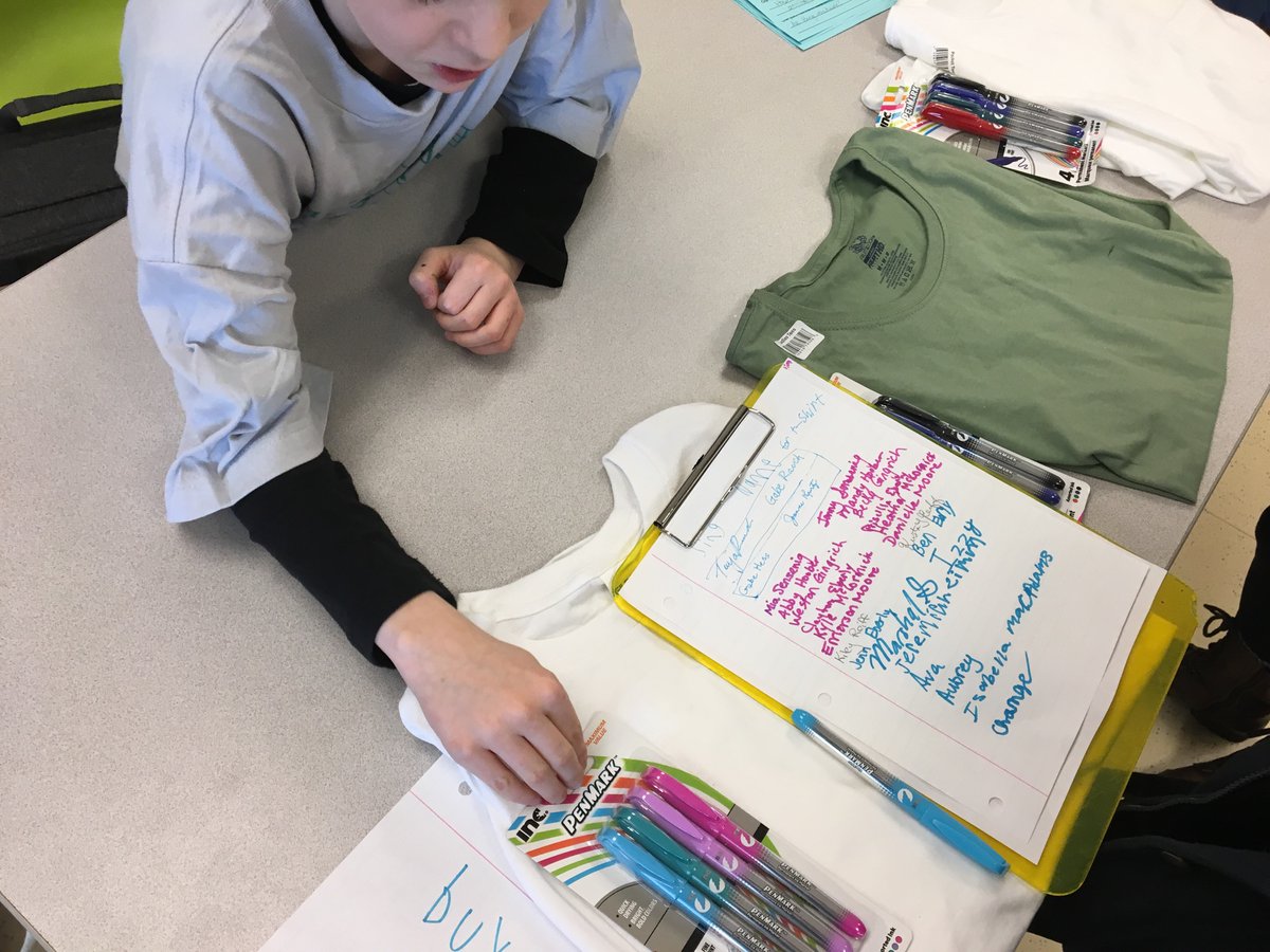 Mr. Straub tweet media