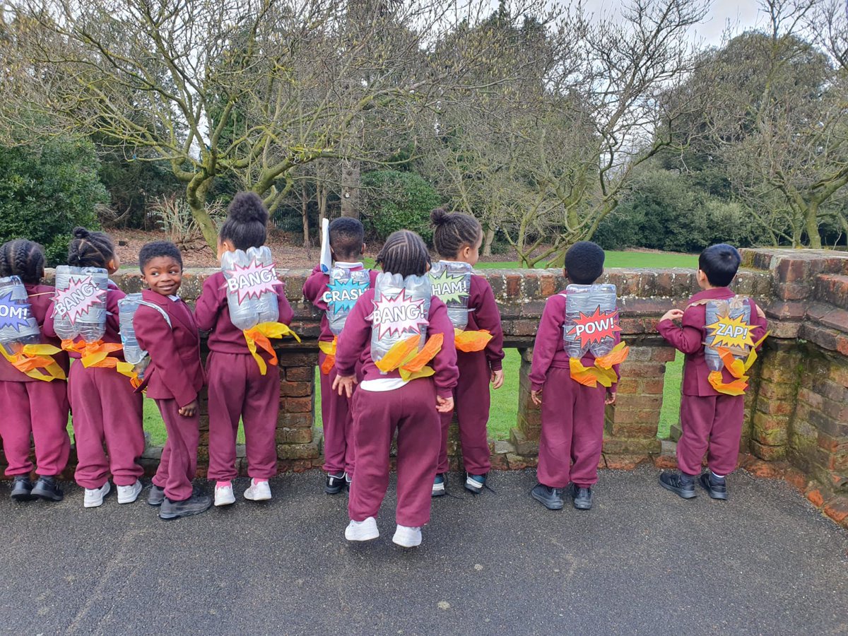 WickhamCourtSch's tweet photo. How fabulous are our Reception class in their jet packs, made from scratch. #wcseyfs https://t.co/ugt8WdWWSt