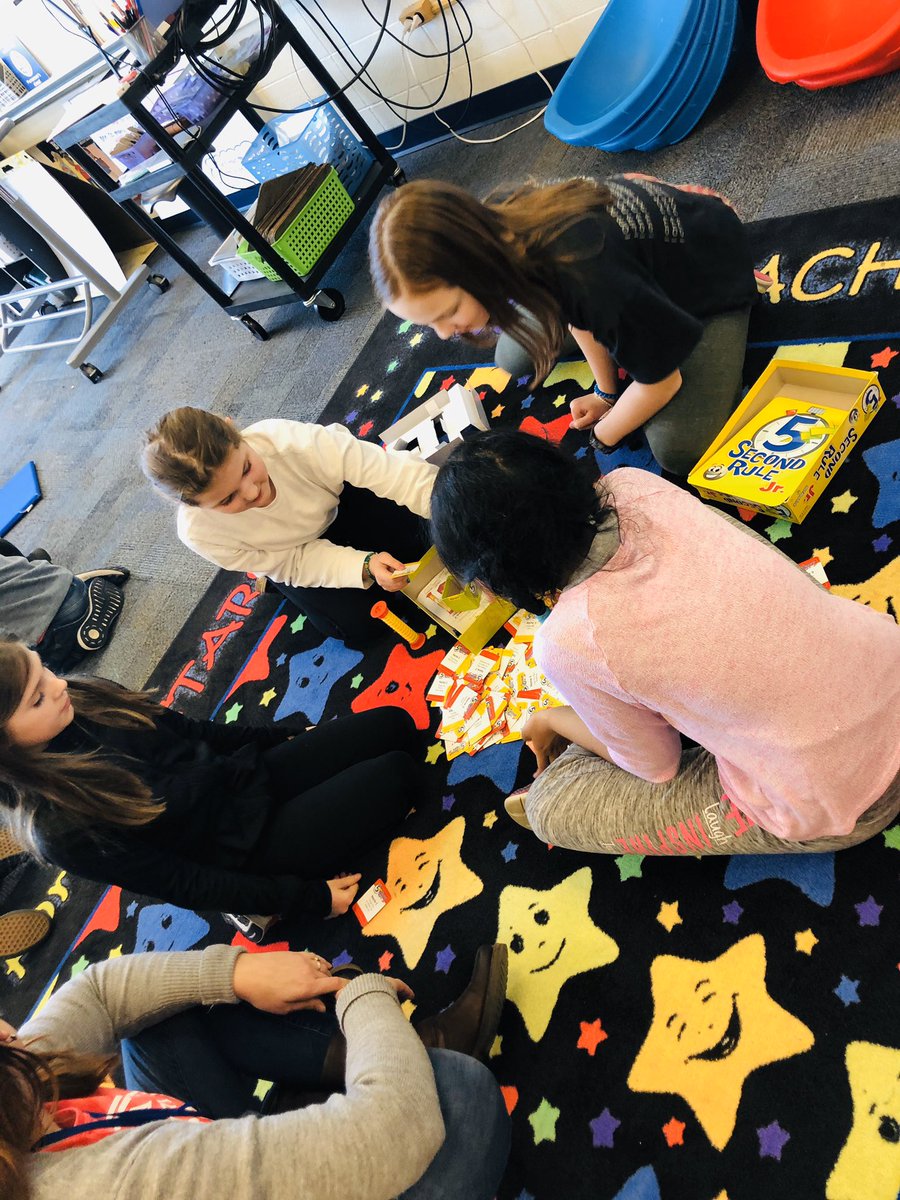 Ms_KBowers's tweet photo. It was truly #friyay after spending Fun Friday playing with fourth grade! #maketimeforplay #centralfoxes #D39online https://t.co/ey8udLpLPr