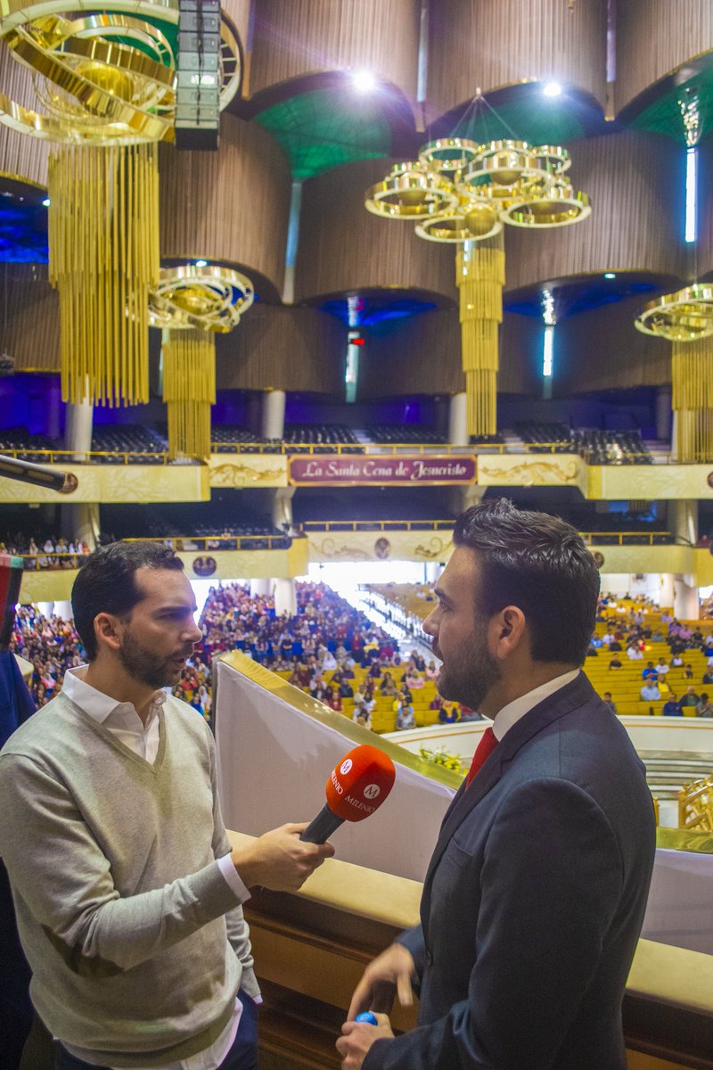 Silemgarcia's tweet photo. Me dio gusto recibir a @AlexDominguezB en las instalaciones de nuestro templo sede internacional. 

A nombre de la @iglesialldm te reiteramos que eres bienvenido. 

La visita fue muy productiva, seguramente tú auditorio podrá conocer un poco más de nuestra institución. https://t.co/s6bBHxIXFd