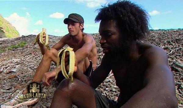 stellandv's tweet image. Quand j'vois Claude j'repense automatiquement à cette action que les anciens n'oublieront jamais .. quand il a décidé de manger toutes les bananes avec Kunlé en douce 😭 #KohLanta2020 #KohLanta