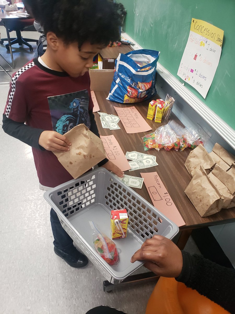 HarperHookup's tweet photo. We finished reading on Wednesday.  Today we made a trip to the "movies"!! How could we watch Charlotte's Web without stopping by the concession stand🤷🏽‍♀️🤷🏽‍♀️😉😉#CtheSuccess #FunAndFunctional @CochranElem @DrDeNaySpeaks @HurstJina https://t.co/GNH93rZBjY