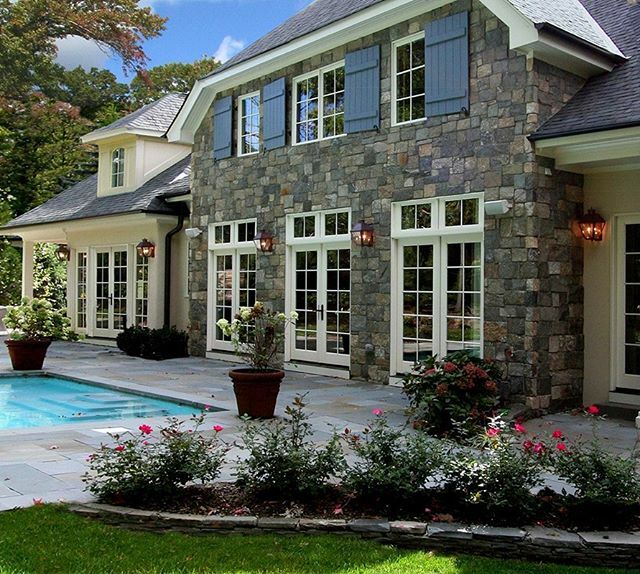 Architects_LLC's tweet photo. French château style house design by Jordan Rosenberg Architects &amp; Associates and built by Rock Ridge construction. @rockridgecm https://t.co/Mx2ZHZCobh https://t.co/zbGcfCuqtC