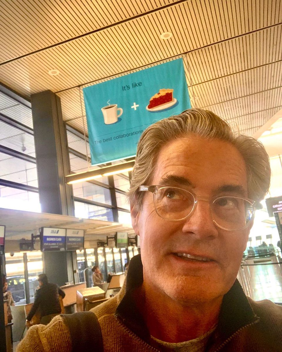 Kyle_MacLachlan's tweet photo. Sometimes a great idea just comes to you. โ๏ธ ๐ฅง #TwinPeaks https://t.co/16IiXDSYwC
