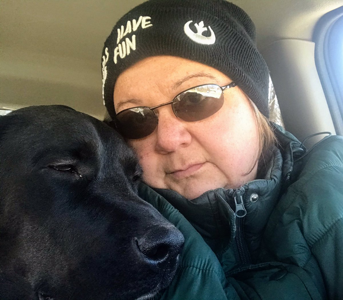 TeddyTedBear1's tweet photo. Even though it was cold, mom let me spend extra time at 🐕 park playing with my fur-friends—Millie, Elsa, & Roxie. PAWSOME FRIDAY! #dogsoftwitter #dogslife #friyay #livepdfriday https://t.co/ghFF1jlL9C