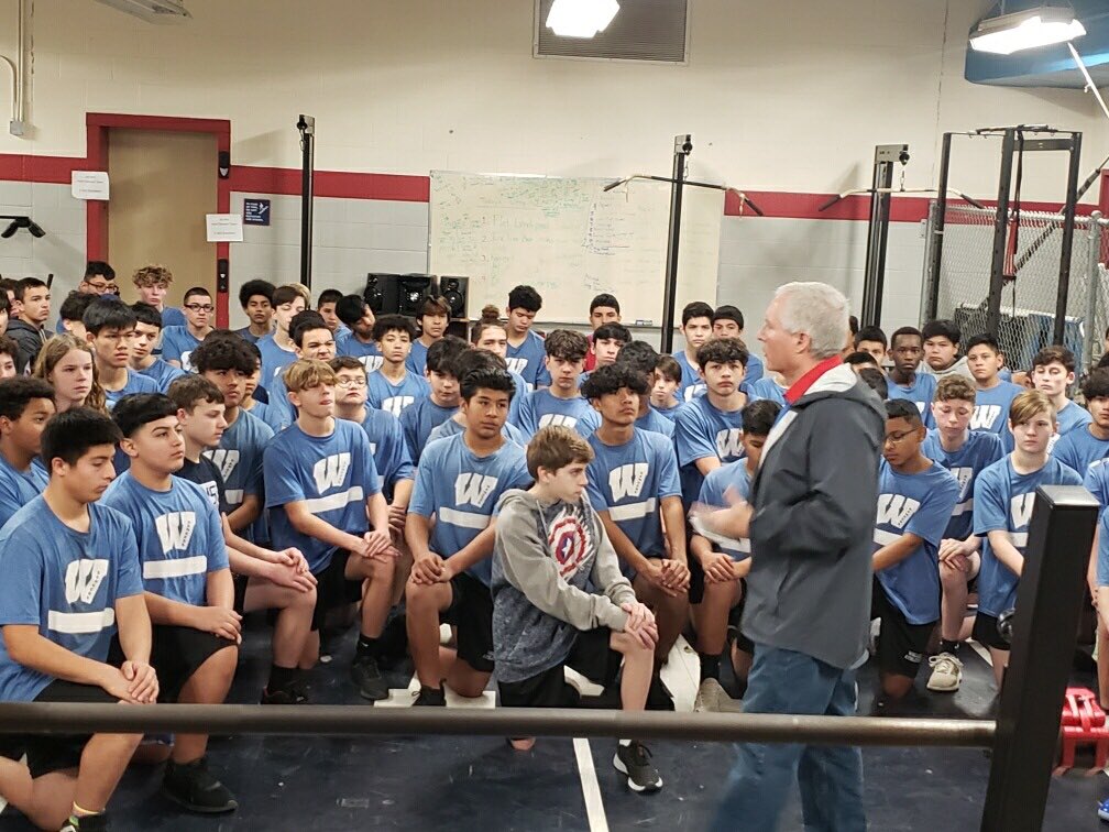 Coach Goad addressing our future Rebels at Wallace this morning! #layingthefoundation #rangertodayrebeltomorrow #RPND @HHSREBELS @boys_wallace @LesGoad @CoachPostert @rickyrod4 @Coach_IRod @hatchharrison @ElijahG37104021 @coach_aming