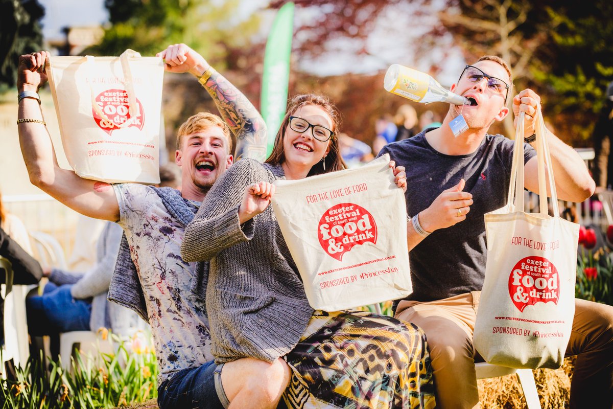 dirtymartiniexe's tweet image. Can't keep this under wraps any longer! 🙌 🍾

Dirty Martini Marketing wins contract for @ExeterFoodFest 

dirty-martini.com/blog/weve-won-…

#Exeter #Devon #DevonHour #Foodie #Events #Marketing