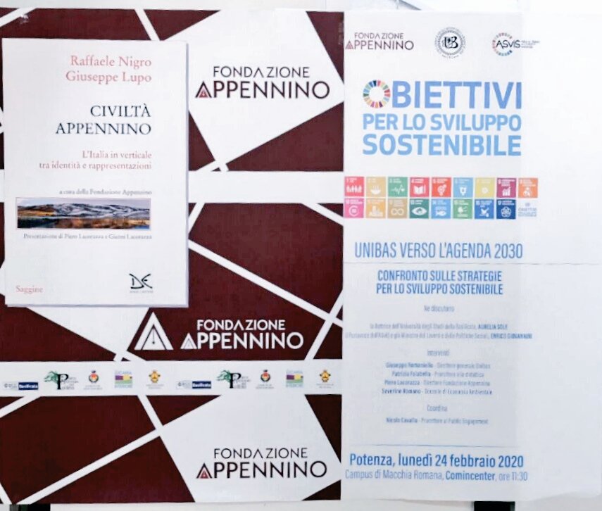 BccBasilicata's tweet photo. #CiviltàAppennino, un'interpretazione dell'Italia in chiave verticale, 
Raffaele Nigro e Giuseppe Lupo ci fanno scorgere un'altra Italia, mettendo in rapporto suggestioni provenienti dalla letteratura, dalla storia, dall’antropologia, dall’arte. #cisiamo #siamolucani https://t.co/MxJ2xdxBnE