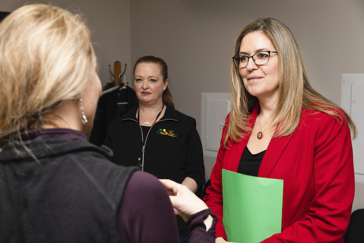 va_onair_cc's tweet image. Wexton praises Mason and Partners’ Manassas Park clinic in visit Wednesday chhs.gmu.edu/news/583116
#GMU #VAPolitics @GeorgeMasonU