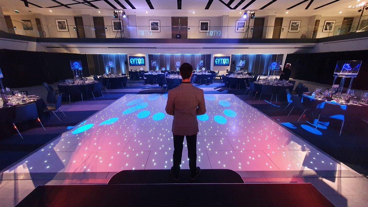 Do you agree that #events can be an incredible #marketing asset? If so, why not use performance, theatre or live entertainment to tell your brand story? bit.ly/web-upstage-cr… We have ideas to share - get in touch #branding #immersiveexperience