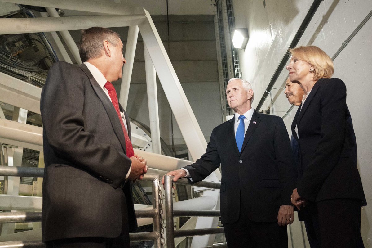 <a href="/VP/">Vice President JD Vance</a> Pence toured <a href="/HamptonProton/">HU Proton Therapy</a> and saw firsthand the resources necessary to deliver #ProtonTherapy and how this precise treatment is helping patients in the US.  We are proud of his support of this innovative technology.  bit.ly/38WfMEc <a href="/HHSGov/">HHS.gov</a> <a href="/CMSGov/">CMSGov</a> <a href="/realDonaldTrump/">Donald J. Trump</a>