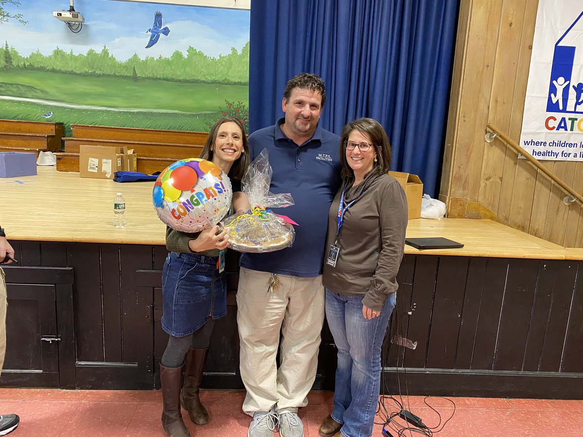 BIG CONGRATULATIONS to our very own Mr. Ben! #WeRbayview’s 2019-2020 Support Staff Employee of the Year! We are so grateful for all you do for our school everyday! 💙 #MTPSpride