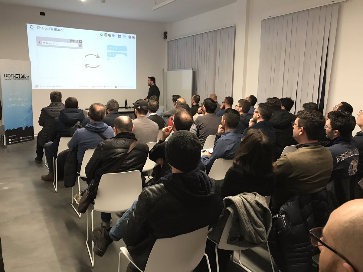 DotNetSide's tweet image. Sviluppo SPA con Blazor: sala piena!