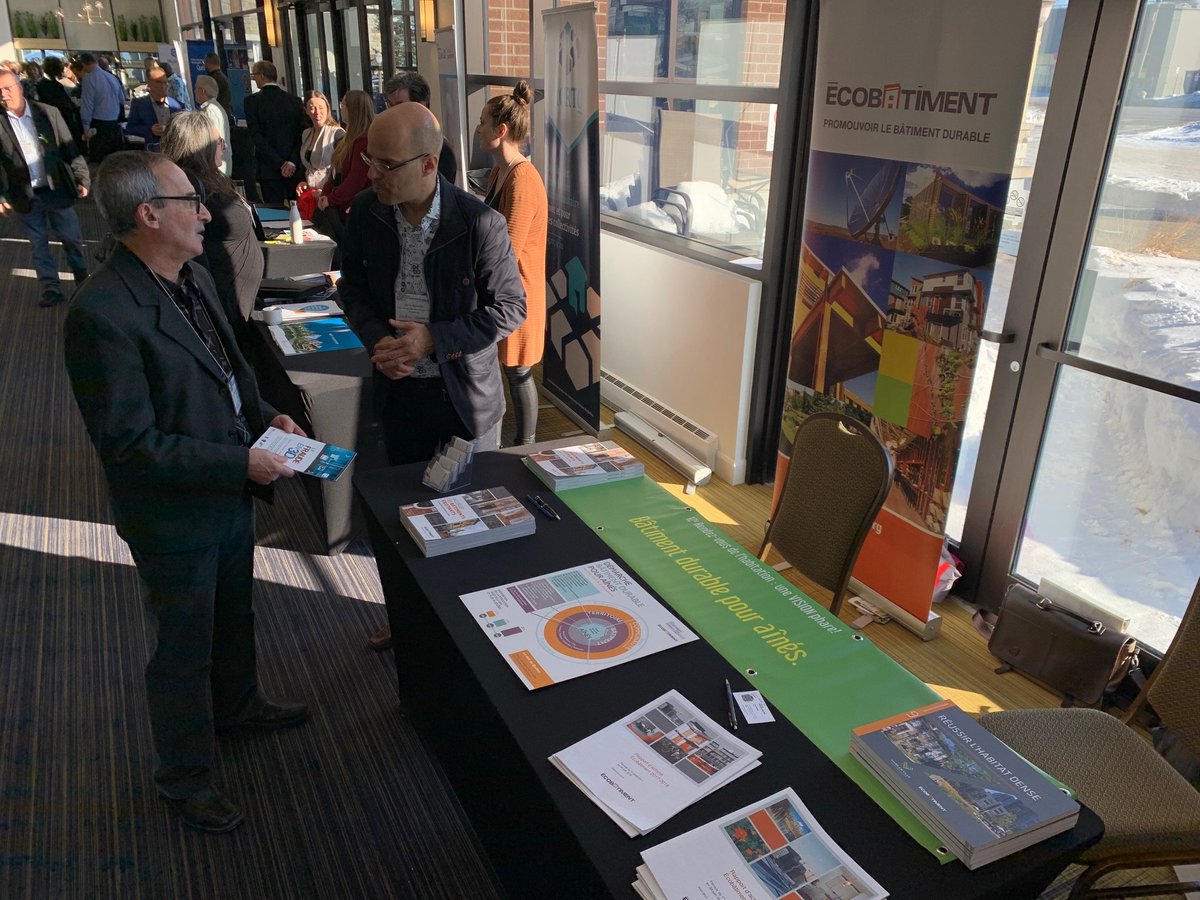 ecobatiment's tweet photo. Au Centre-du-Québec, l'intérêt à créer des milieux de vie sains, sécuritaires et accueillants pour aînés est marqué! Découvrez le projet Bâtiment durable pour aînés sur le site d'Écobâtiment. https://t.co/gSQeg4hUqx https://t.co/8KPkdx8vqj