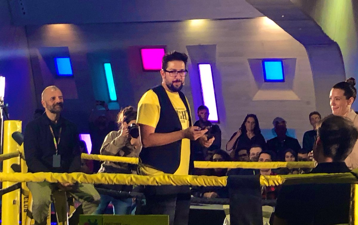 jesicabh's tweet photo. Comienza la sesión de tarde de #Hackron2020 con Fighters Ring: “La I.A enemigo perfecto?” Con #OfeliaTejerina #AlfonsoDelgado #IgorLukic #PedroMujica nos dan dosis de realidad de lo que está pasando con la I.A, dinamizado por @jotaypunto 👊🏼 #fighters https://t.co/H9ceyVI4qv