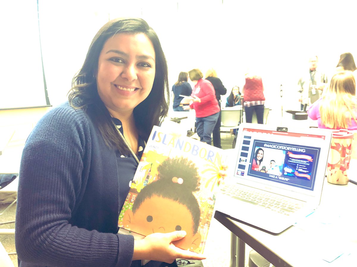 MillStreetLAS's tweet photo. Our very own Mrs. Rivera sharing magical storytelling!  #lisdlas https://t.co/DubyVLd8q5