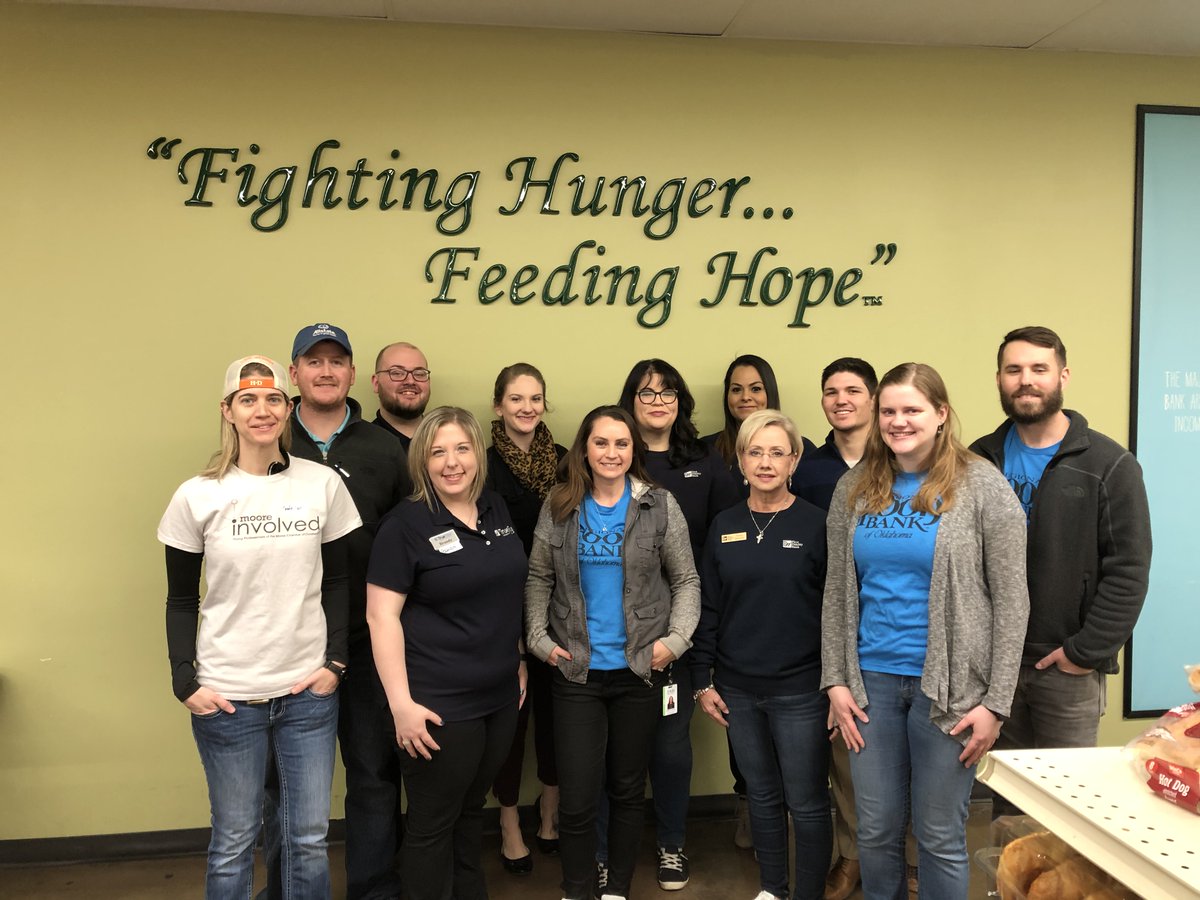 MooreInvolved's tweet image. Moore Involved helped serve at the @FrcMoore on Thursday as part of their day of service. Thanks to everyone who came out and helped fight hunger in our community.  You all are #hungerheroes #moorechamber