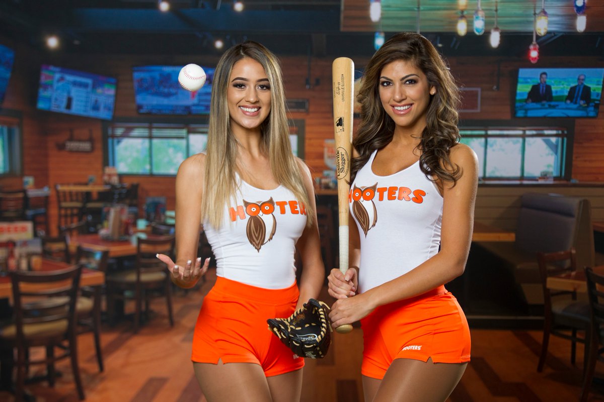 Hooters shemale porn