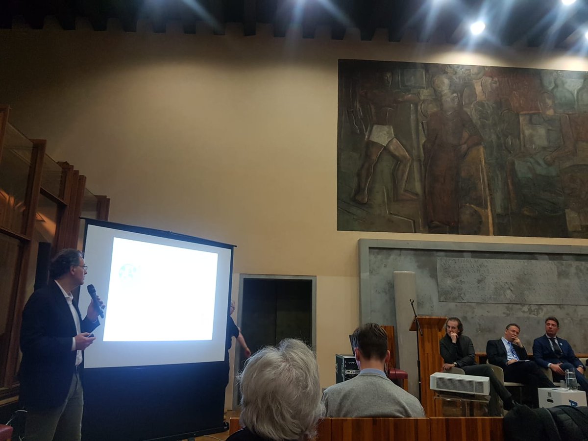 Ecomill_it's tweet photo. Fabio Malanchini, partner #Ecomill "I cittadini e i diversi enti locali possono essere anche investitori. La nostra idea è proporre un modello che porti ad un investimento sostenibile che abbia un ritorno economico e sociale. Grandi le potenzialità di crescita" https://t.co/5WEC99CUJ6
