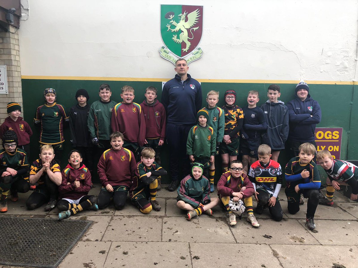 📣SHOUT OUT TIME📣
Massive thanks to <a href="/OLRFC1/">Old Laurentian RFC</a> for giving us their venue today's <a href="/CoventryRugby/">Coventry Rugby</a> Warwickshire camp! 
Loads of kids playing rugby, getting muddy, and most importantly: having fun! 
Here's them posing proudly with special guest coach - senior squad member Scott Russell