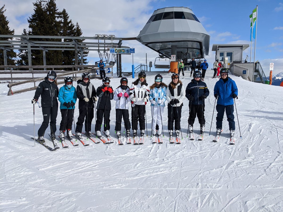 Ski School completed and all students graduated with a certificate and medal, drawing an end to a fantastic week! #makingmemories #snowlongZellamSee