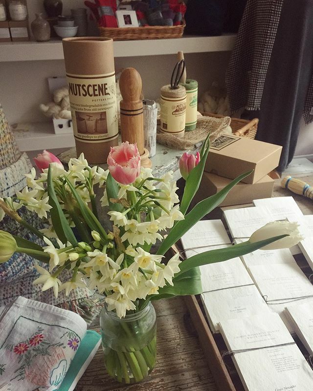 Lovelies in shoppy from @yolandachiaramello ‘s treasure trove up the road 🦌 We are open tomorrow 10-5pm &amp; Sunday 11-4pm 🦌 ift.tt/2SLcVsm