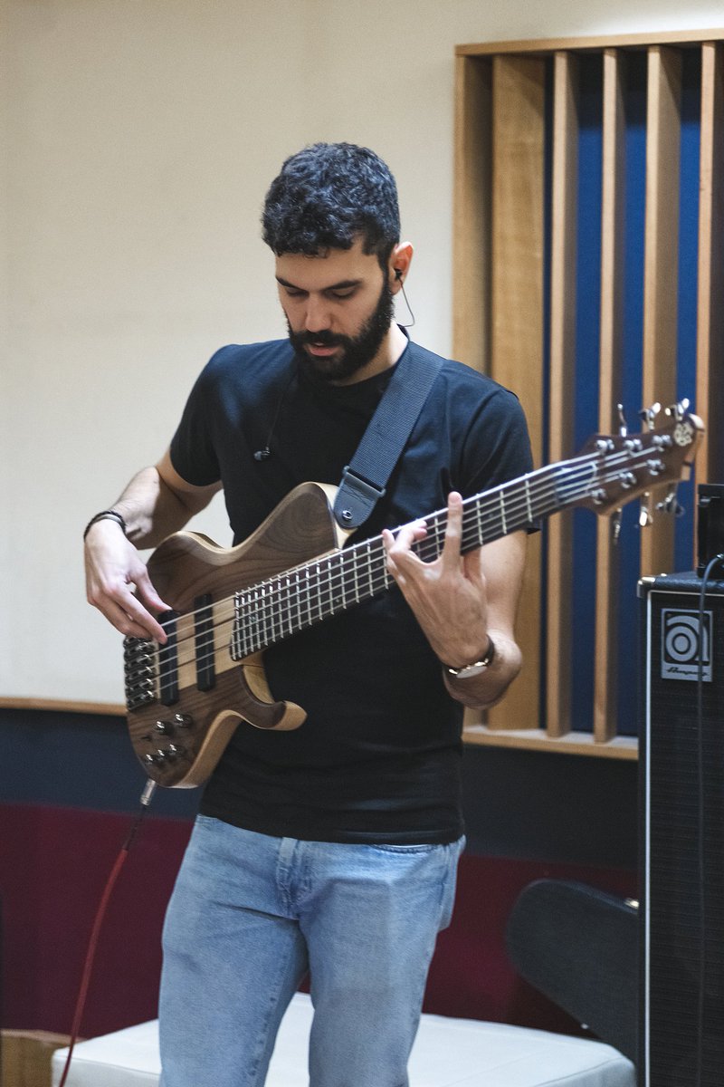 diraxyband's tweet photo. ~ ODE TO CHANGE ~

-7

Photo: @LucaVegetti 

#diraxyband #prog #progrock #progressive #metal #NewMusic #NewRelease #newsingle #music #italianband #popmusic #bass https://t.co/f53IUfASgu
