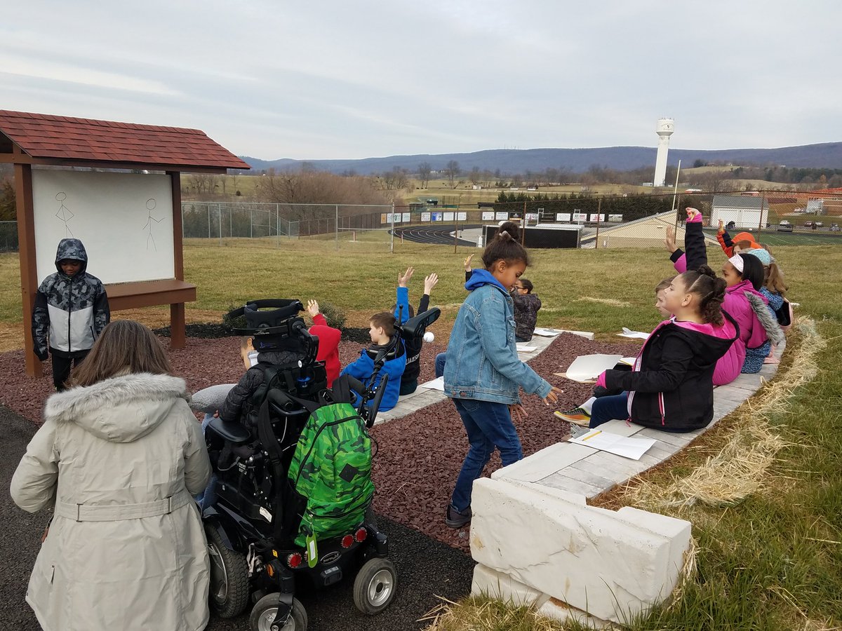 Shannon Wood tweet media