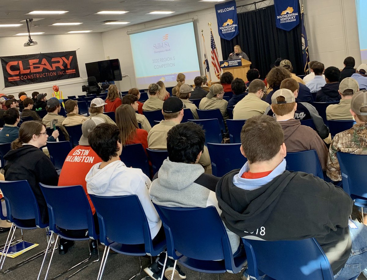 MonroeCoATC's tweet photo. Having a great time cohosting Region 5 Skills USA competitions today @SKY_NewsEvents! Thanks for your support of our students. And, thanks to @clearyconst for bringing the simulator and sponsoring gift cards for winners. https://t.co/xPUU4xjhK3