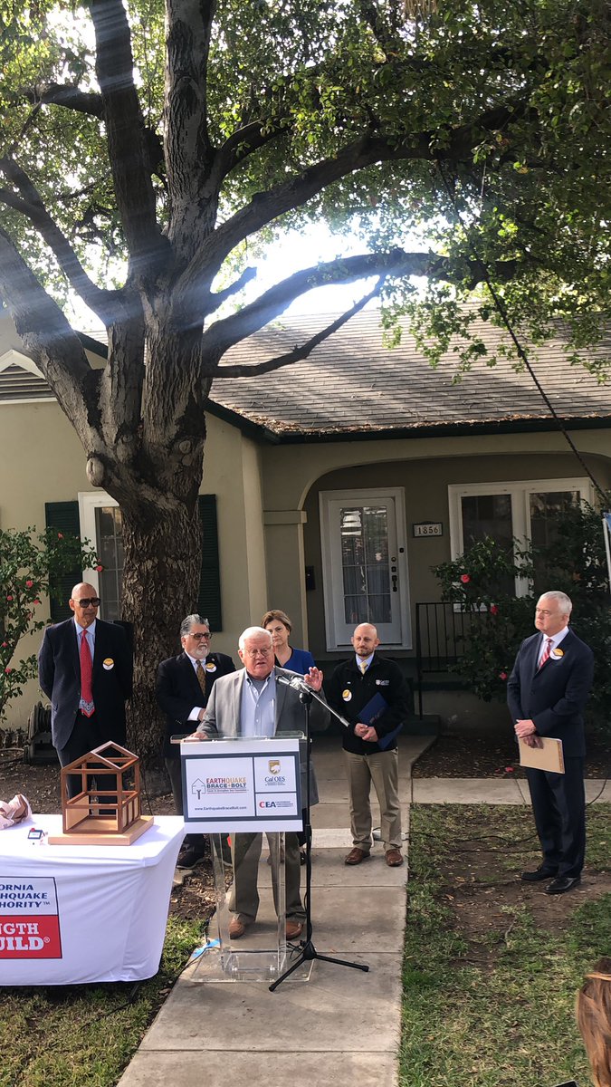EQBraceBolt's tweet photo. "A seismic retrofit remains a reliable and highly recommended way to help mitigate the risk of damage to a home in the event of an earthquake." Dr. Thomas Heaton @caltech #EBB2020 https://t.co/NfVNAUCoLs
