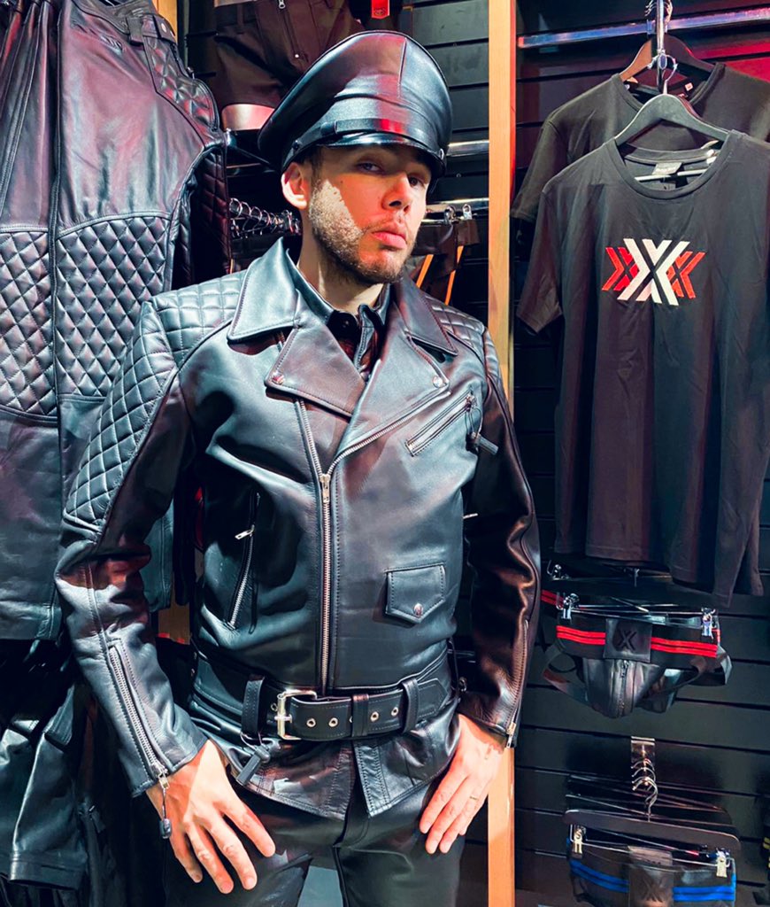 ClonezoneSOHO's tweet photo. Did you know we have Leather in Soho now? Are you #teamleather? @boyafraid1986 and @LeatherMarkUK sure are! https://t.co/INzhUf8wZH