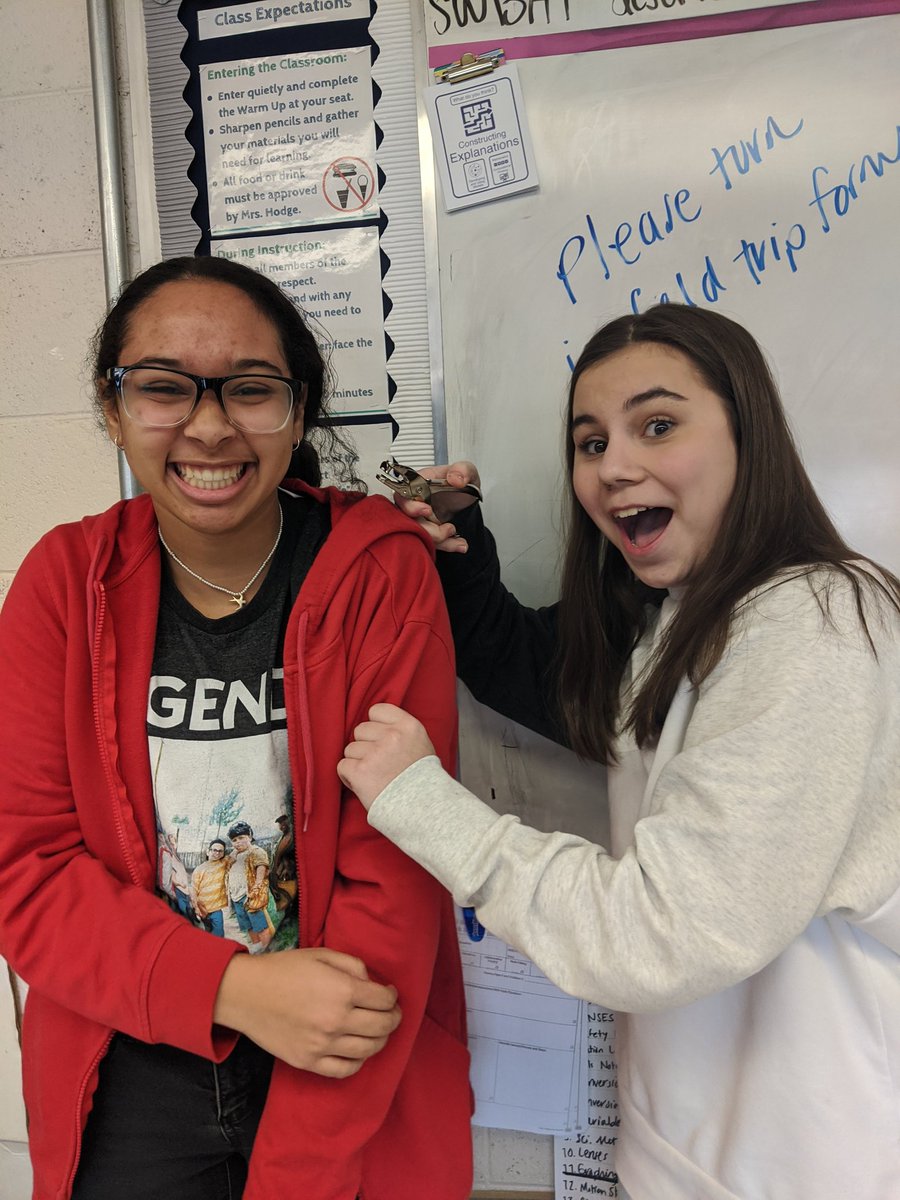 jhodge202's tweet photo. Today we practiced our public speaking skills with impromptu infomercials! Presenting the "Grabulator" "Tape Duck" "Pierce and Liner" and "Dream Catchers" @KcSavid @Whittle_Springs https://t.co/RLnKsgHl2U
