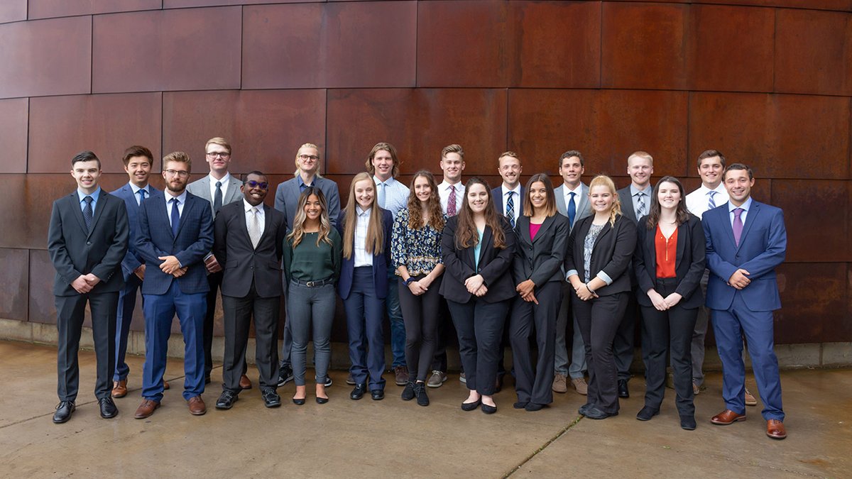 UMDLabovitz's tweet photo. We are very excited to announce the expansion of our analytic program offerings!

A Business Analytics major &amp; minor are now being offered. The Marketing Analytics Program has become Consumer Insights &amp; Analytics. Read more at https://t.co/ExNHsenlMQ https://t.co/S4LDZAzNoq