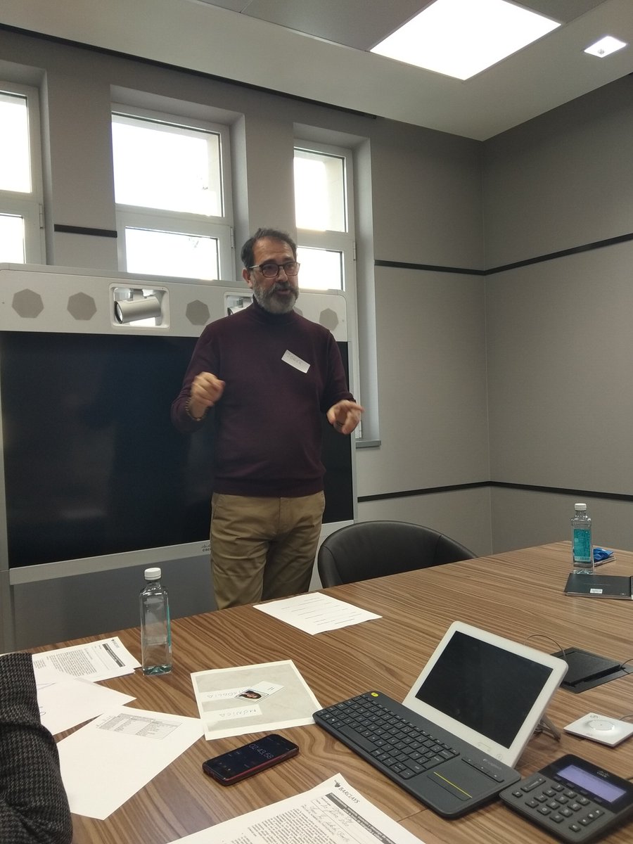 2019Usera's tweet photo. Ayer jueves 20 febrero
Nos recibió Barclays en sus oficinas para hacer un "Demo Day", los participantes de la Lanzadera Usera II Talento Senior, presentaron ante cuatro voluntarios y de la directora de RSC sus proyectos de emprendimiento.
#avanzamoscontalentoyexperiencia https://t.co/Ib8mzob4TA