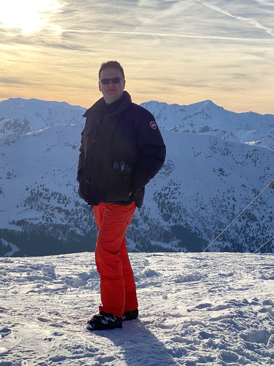 ewanventers's tweet photo. #sunset #france #lestroisvallees https://t.co/TRjTuINv7K